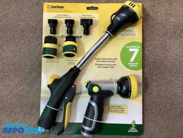 New Melnor Quick Connect Watering set. 7 pieces, including a metal 9-pattern thumb control nozzle...
