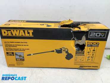 DeWalt DCPW550B 20V MAX 550 PSI 1.0 GPM Cold Water Cordless Battery Power Cleaner, box damaged.