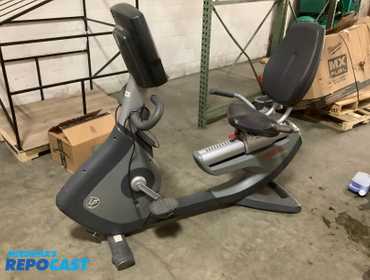 Life Fitness 95R Lifestyle stationary exercise bike