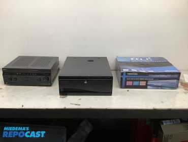 Lot of (1) Sony STR-DG1000 Discrete 7CH Amplifier 840 Watt Receiver, (1) Honeywell Fusion III...