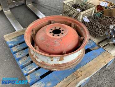 Repocast.com® | Rear tractor rim size 9