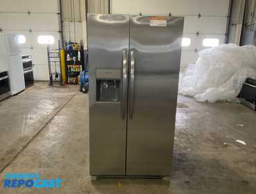 Frigidaire  FRSS2623ASG Refrigerator