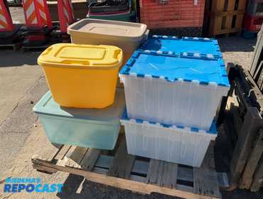(8) Totes of various sizes