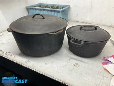 (2) Cast Iron Dutch Ovens