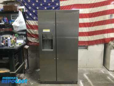 Whirlpool  stainless steel side by side refrigerator  Energy star high efficiency Refrigerator:...