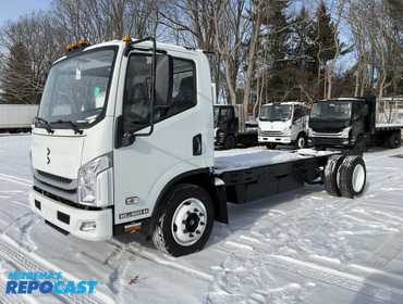 2025 Bollinger B4 Electric Chassis Cab 7WE45CN51SL000083