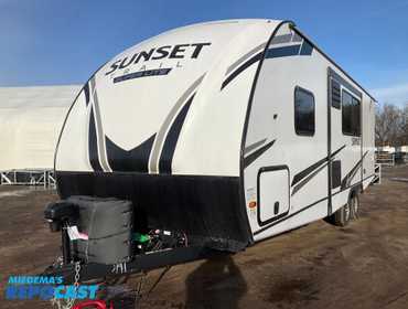 2022 Keystone Sunset Trail 242BH Trailer