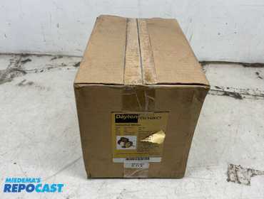 Dayton 5ukc7 1/3 HP industrial motor. Belt driven, 3450 rpm, single phase.