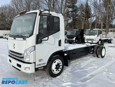 2025 Bollinger B4 Electric Chassis Cab 7WE45CN5XSL000096