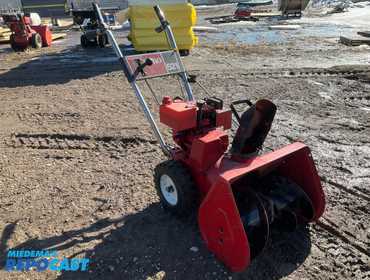 Toro 521 38052  Self-Propelled Snowblower