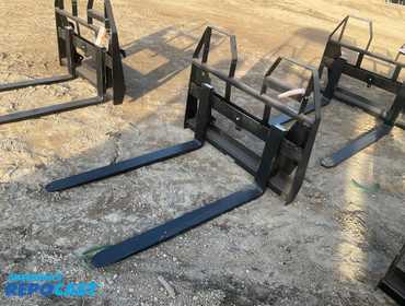 New AGROTK Model ISOCPF48-6600-FF 48” Fork Attachment, Euro / Global Quick Attach Carriage with ...