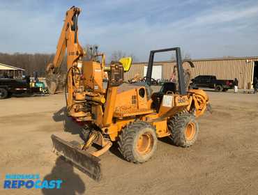 Case 560 Trencher