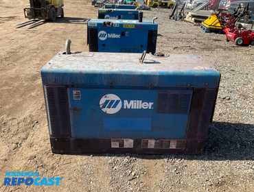 Miller Big Blue 450 DOU CST Diesel Welder