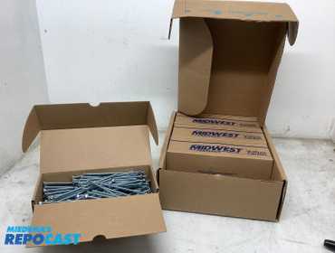 Repocast.com® | Lot of (556) Midwest 1/4-20 x 6”...