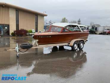 1954 Chris-Craft Holiday Boat