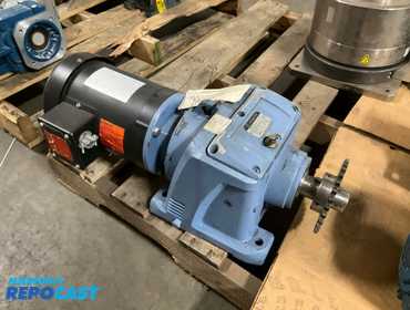Worldwide Helical Inline Reducer, SN 201009289. 