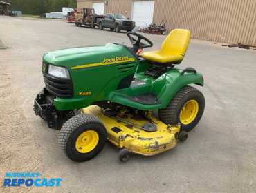 John Deere X485 Garden Tractor