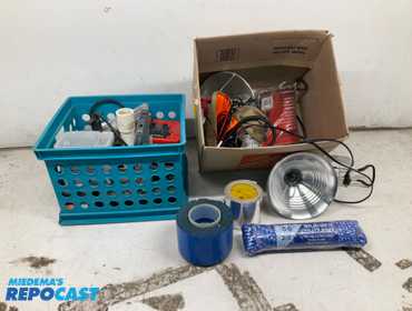 Repocast.com® | Lot of miscellaneous items such as a...