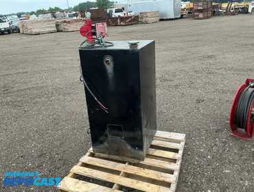 Delta 100 Gallon Steel Fuel Tank with Fill-Rite 25 GPM 12 Volt Pump, no hose, tank is approx. 24...