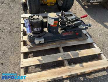 AMMCO TOOL  MODEL 890 BRAKE SHOE GRINDER