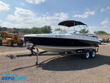 2003 Four Winns Horizon 210 Boat