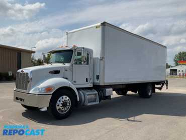 2020 Peterbuilt  337 26’ Box Truck 2NP2HM6X9LM672555
