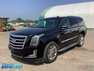 2016 Cadillac Escalade Standard 4WD