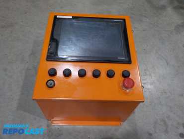 Mitsubishi Graphic Operation Terminal, Model GT1685M-STBD, Wieland Power Supply, Electrical Outlet