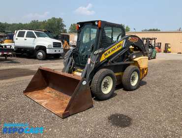 2011 New Holland L225 Skid Steer