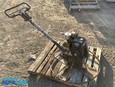 Industrial 4-Blade 36” Fan w/ Briggs &amp; Stratton 5 HP Motor