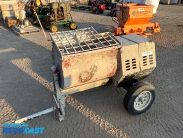 Toro Ultramix Mortar Mixer on Trailer, unknown condition, dirty