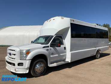 2011 Ford F-550 Super Duty XLT Tiffany Coachworks Bus