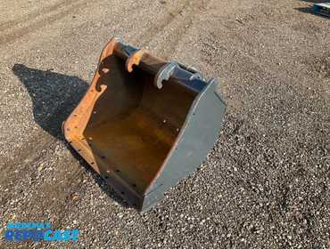 Bobcat 30” mini excavator bucket, Bobcat X-Change attachment, used
