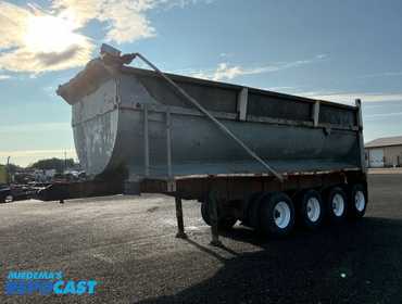 1992 Dorsey 28’ Quad Axle Steel Rubble Tub Dump Trailer 1DTD28C45NP030951