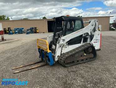 2014 Bobcat T590 Compact Skid Steer Track Loader