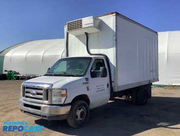 2010 Ford E-350 Super Duty E350 Box Truck