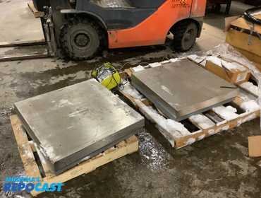 (2)Avery Weigh-Tronix AWT05-507382 ZM303 Indicator Linked to BSG Torsion Base (30”x30”), on 2 skids