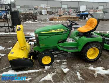 John Deere 345 Riding Lawn Mower  , Snowblower