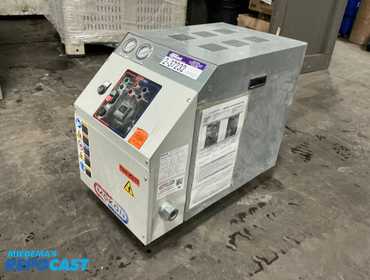 Small MOKON model #DB4012NA, 460V, 4 caster wheels, 3 phase.