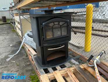 Black Wood Furnace - model#: EPI 1401