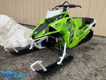 2022 Arctic Cat  M8000 Hardcore Snowmobile