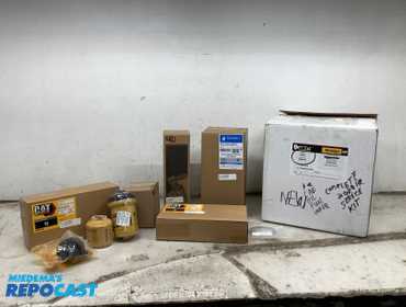 Cat new complete 2000 HR service kit, interval: 2000 HR (model: 299D3) (serial number: DY901352)