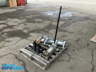 Pneumatic Jack, Creeper &amp; (2) car Jack Stands