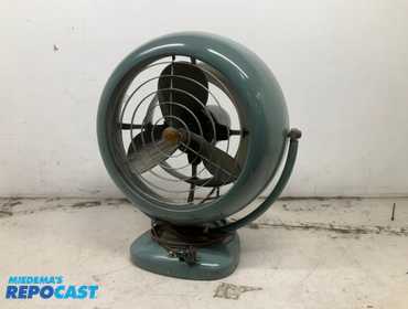 Tornado fan heavy duty, 1950's era (works intermitely) 