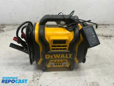Dewalt power station, comes with charger