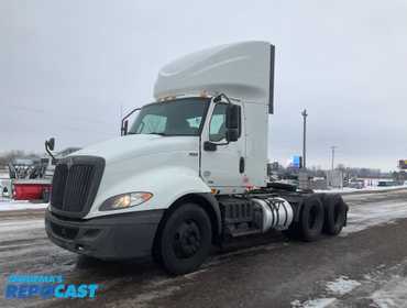 2020 International RH613 Tandem Axle Day Cab Semi 3HSDWTZR7LN806522