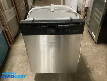 Frigidaire  FDPC4221AS3A Dish Washer