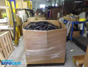 New Pallet load of hydraulic hoses, various sizes and lengths and psi