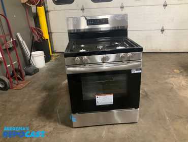 Frigidaire  FCRG3083ASE Gas Oven Range