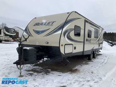2017 Keystone  Bullet Ultra light Trailer